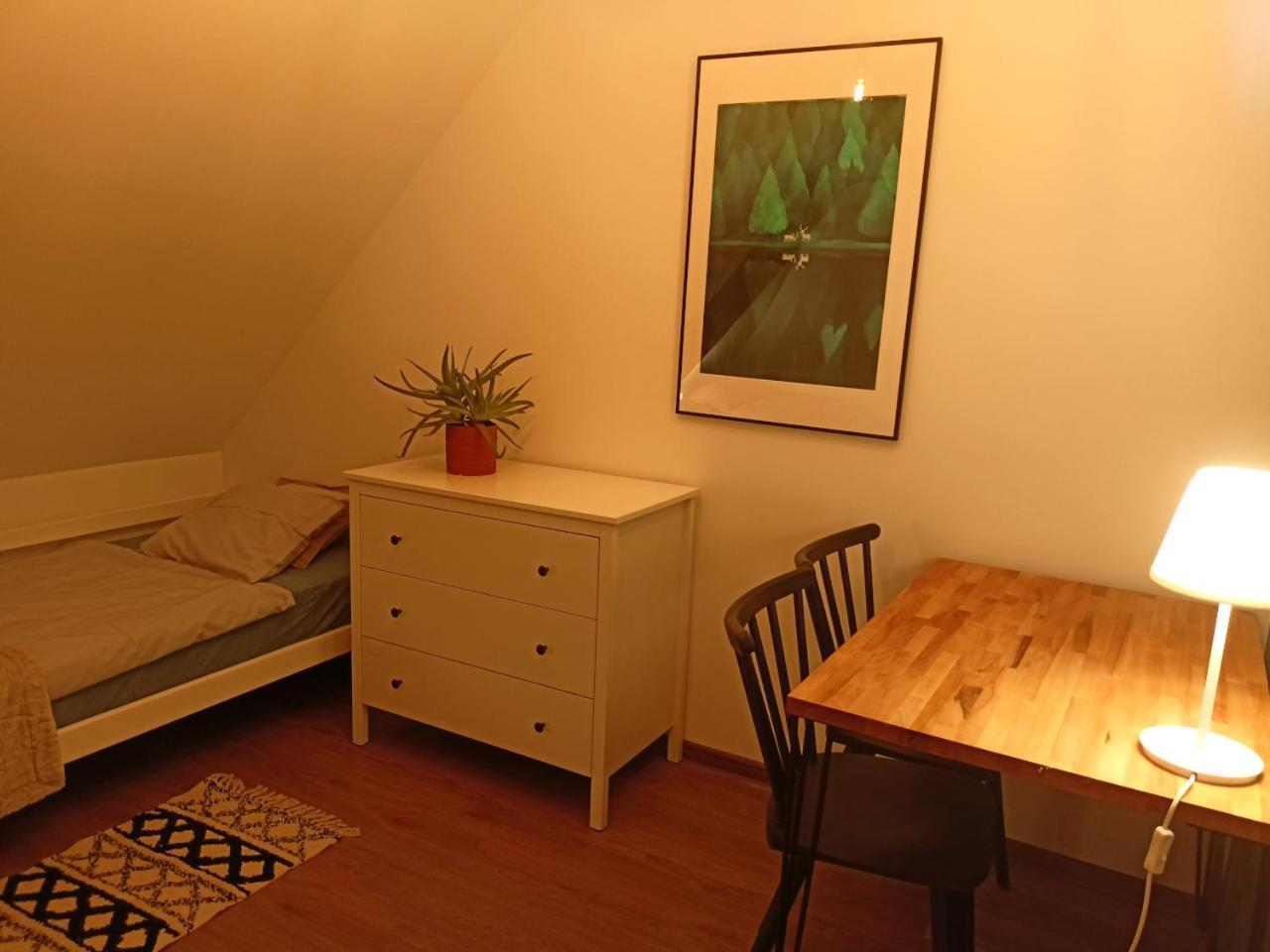Lemuria Pokoje Hostel Chojnowska A Legnica Buitenkant foto