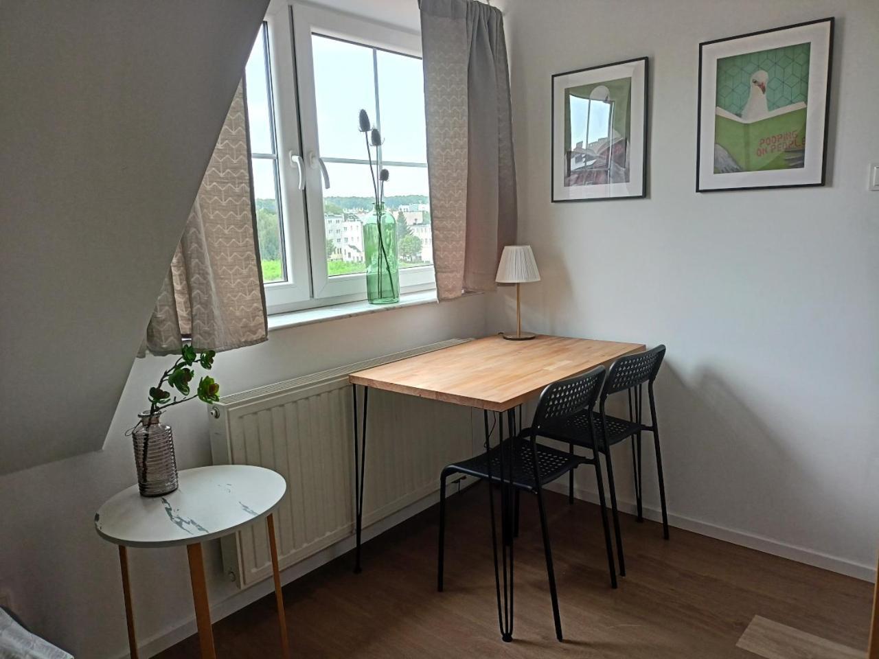 Lemuria Pokoje Hostel Chojnowska A Legnica Buitenkant foto