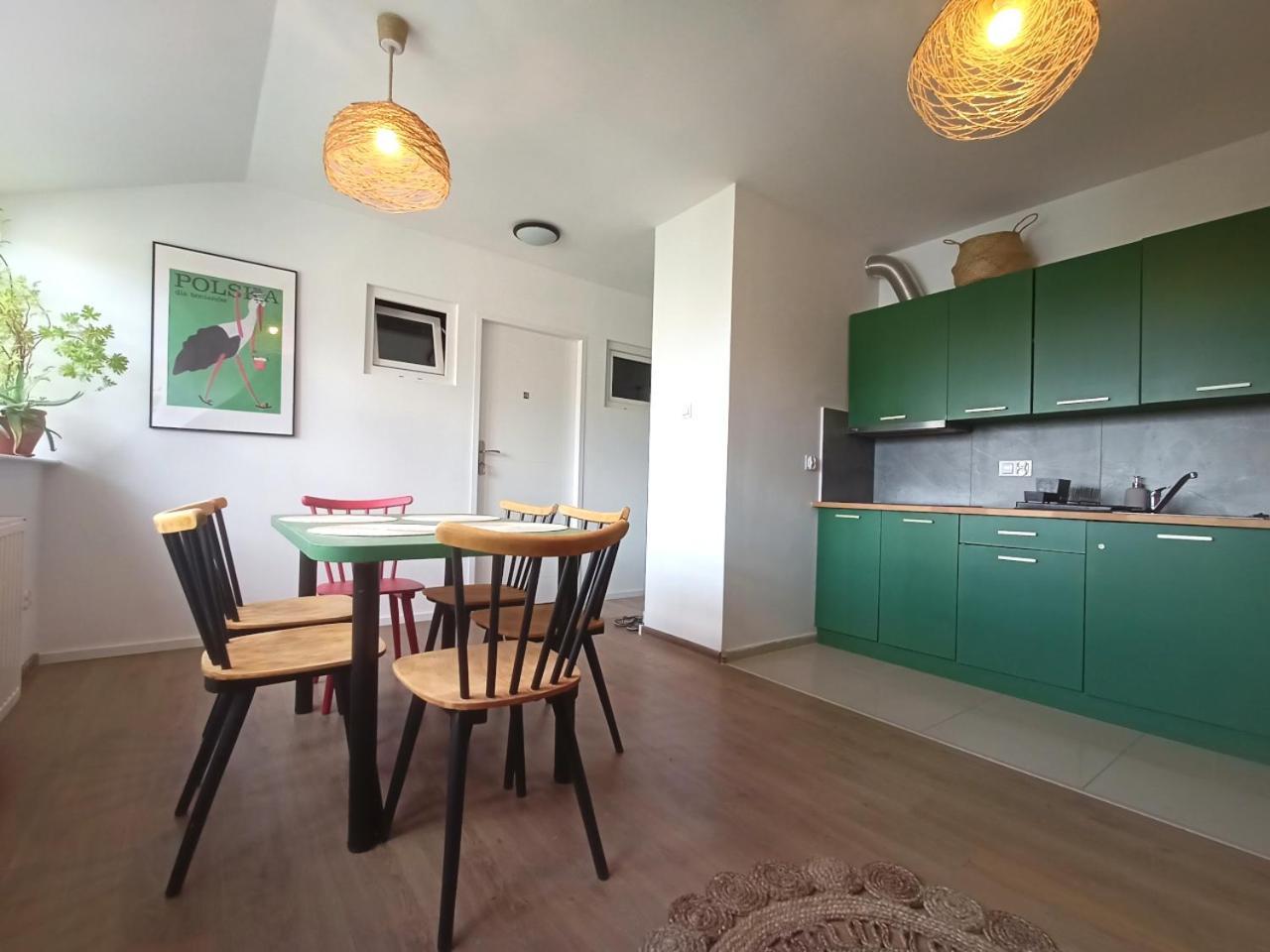Lemuria Pokoje Hostel Chojnowska A Legnica Buitenkant foto