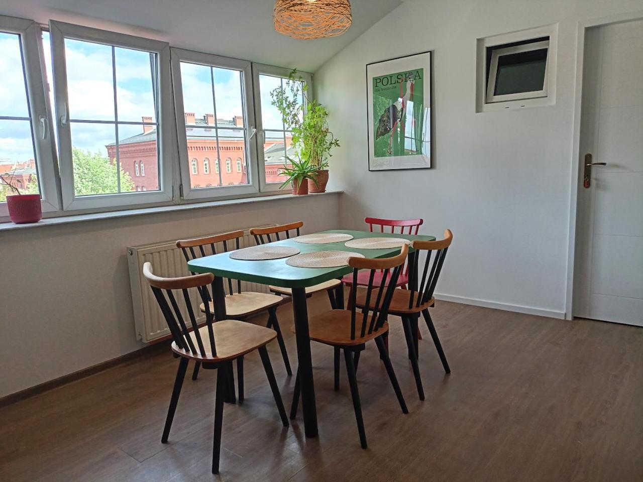 Lemuria Pokoje Hostel Chojnowska A Legnica Buitenkant foto